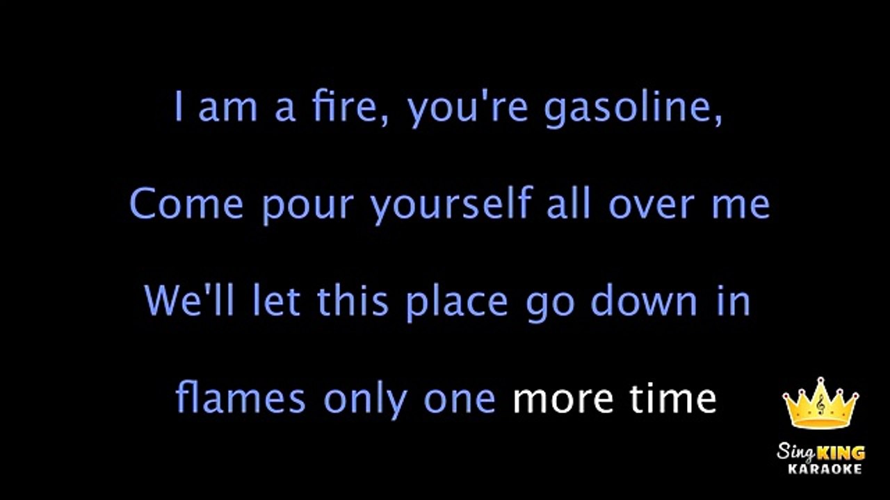 Zedd and Hayley Williams - Stay the Night (Karaoke Version)