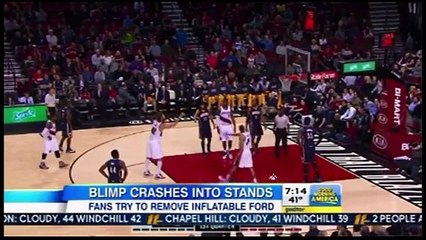 Carro cai no meio da bancada cheio de adeptos em jogo da NBA