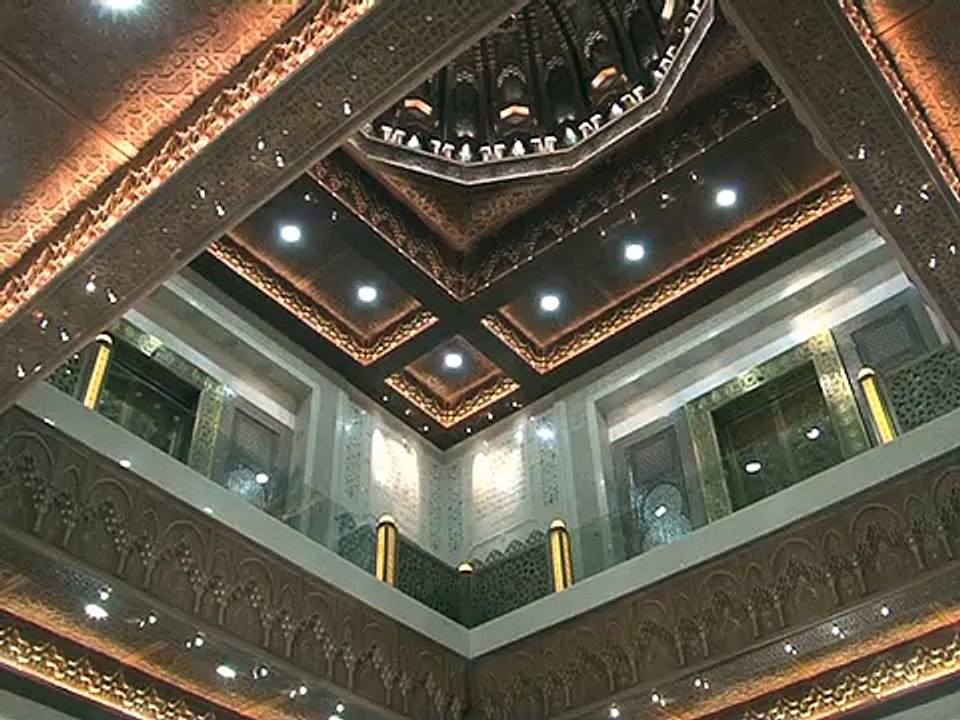 Visite du Mausolée Omar Bongo Ondimba par les Présidents gabonais et sénégalais