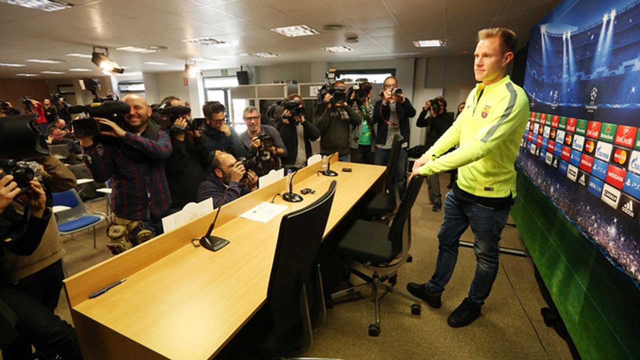 Ter Stegen: “Hem d’anar amb compte amb Ibrahimovic..., i amb tota la resta”