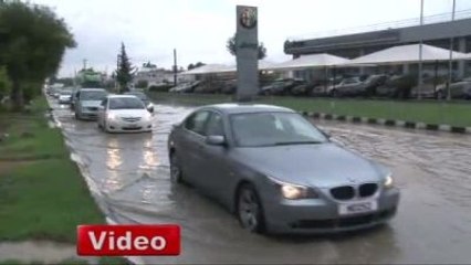 KKTC'de Aşırı Yağışlar Hayatı Felç Etti