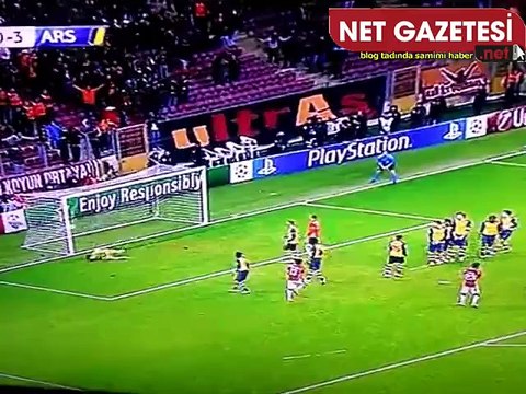 Sneijder'in Arsenal'e attığı frikik golü