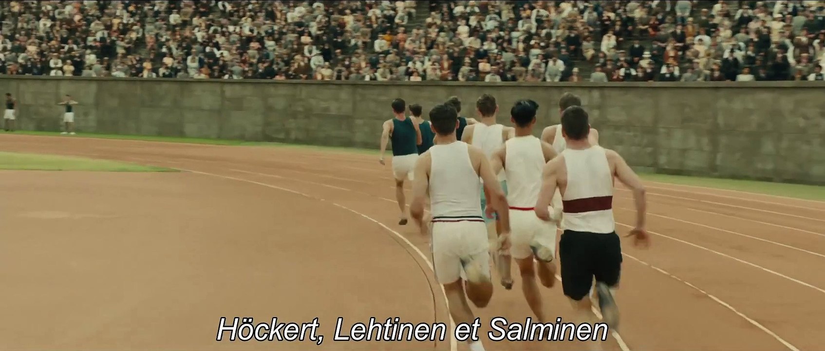 Invincible - Extrait #1 - [VOST|HD1080p]