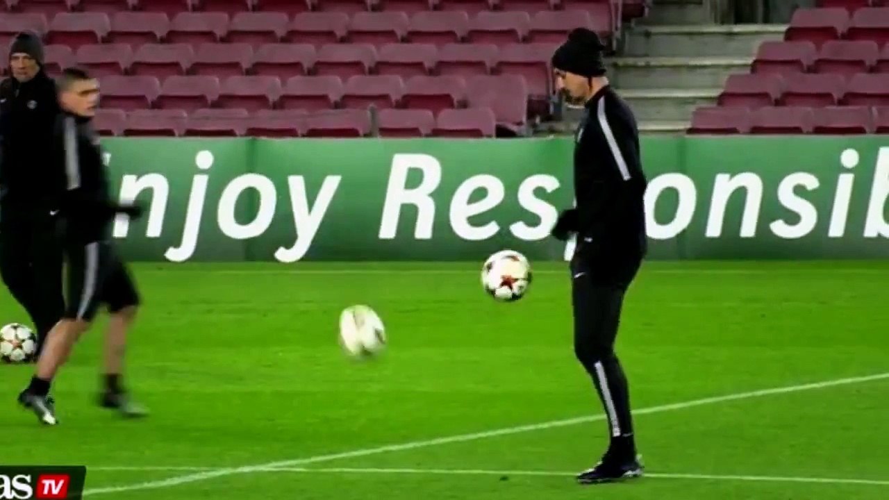 Zlatan Ibrahimovic Amazing Rabona Skills in PSG Training - Champions League 2014 HD.