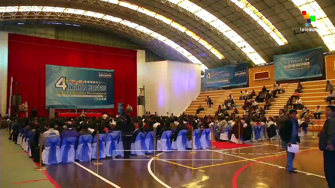 Bolivian Educators meet to Evaluate the New Ed. System