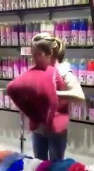 Değişik şekillerde eşarp bağlama teknikleri.