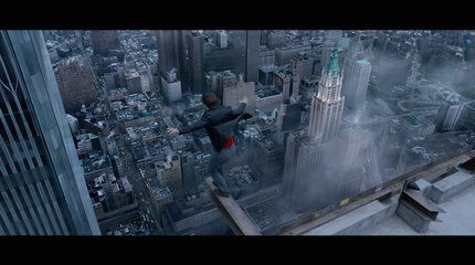 Joseph Gordon-Levitt in THE WALK - Trailer