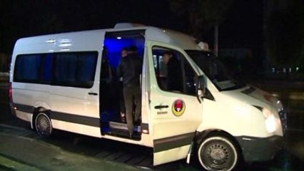 Mersin'de Öğrenci Servisine Silahlı Saldırı: 1 Yaralı