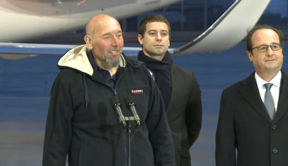 Les premières images de l'arrivée de Serge Lazarevic à Villacoublay