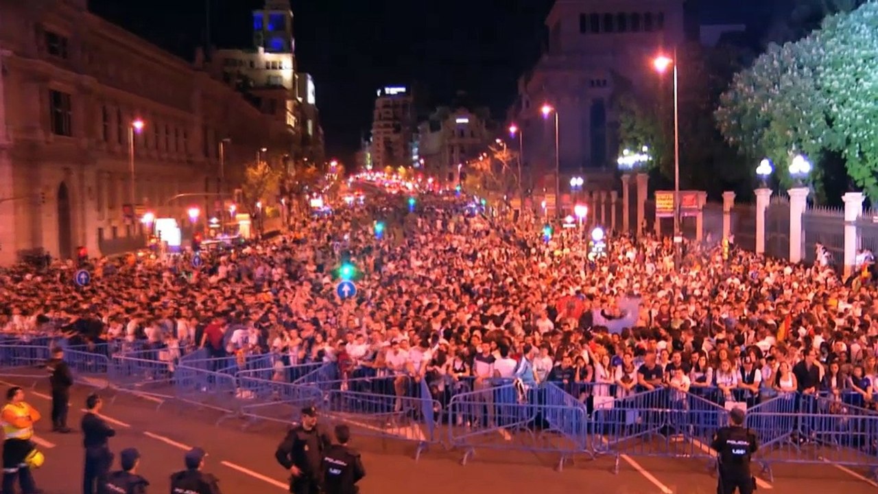 Spanish FA to sue Barca, Real over fan trouble
