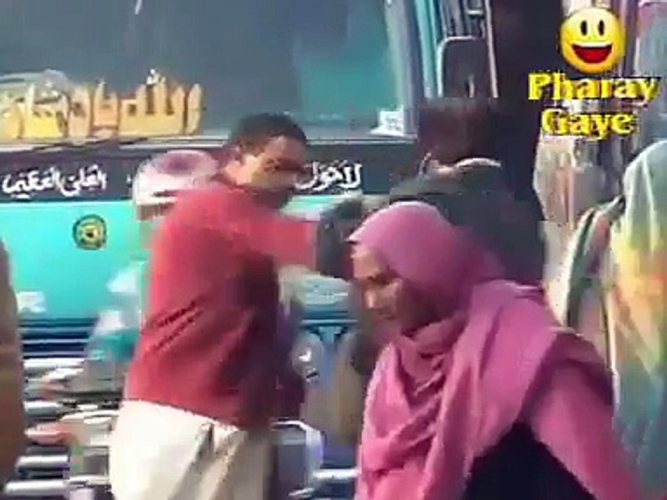 Funny Tezabi Totay New Pharay Gaye 2015