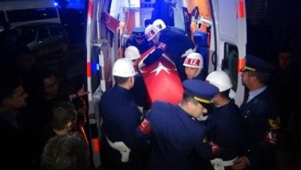 Şanlıurfa'daşehit Olan Erin Cenazesi Askeri Uçakla Kütahaya'ya Getirildi