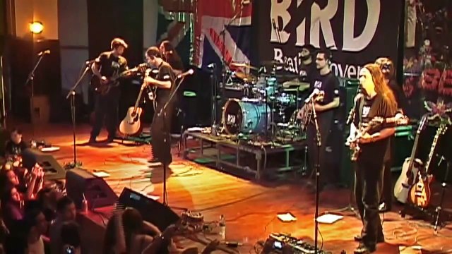 Black Bird Band - While My Guitar Gently Weeps (Live)