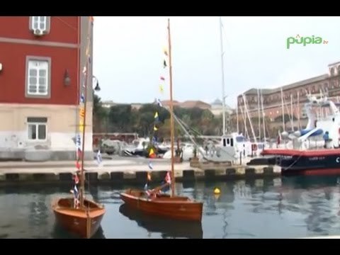 Napoli - Scugnizzi a Vela , giovani napoletani restaurano navi d'epoca (09.12.14)