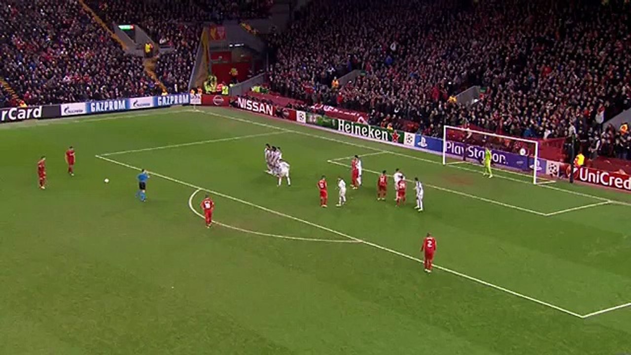 Steven Gerrard Amazing Freekick vs FC Basel