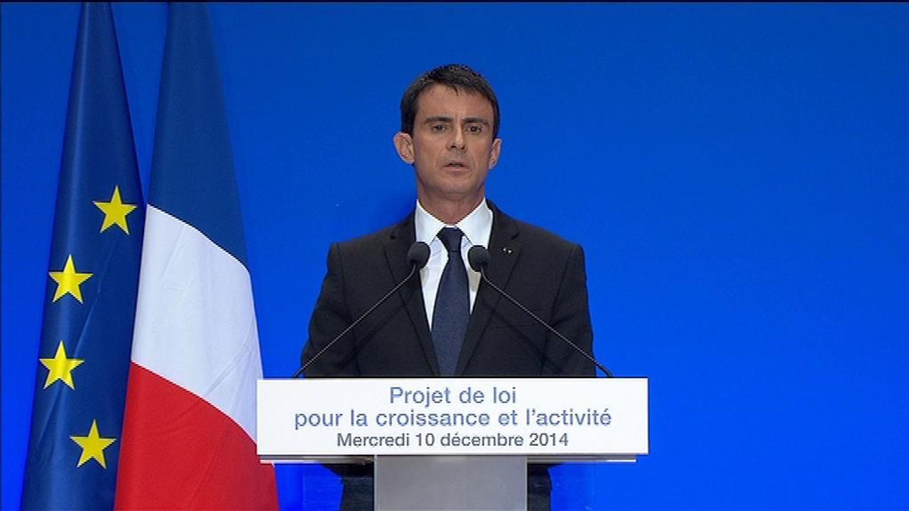 Valls citant Hollande: La loi Macron est "une loi de progrès et de liberté"