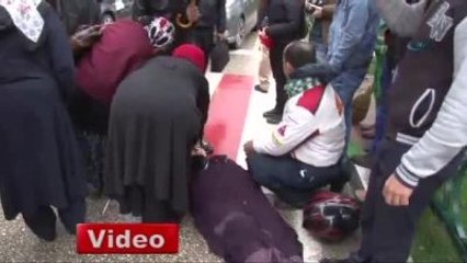 Çarptığı Yaşlı Kadının Yanından Ayrılmadı