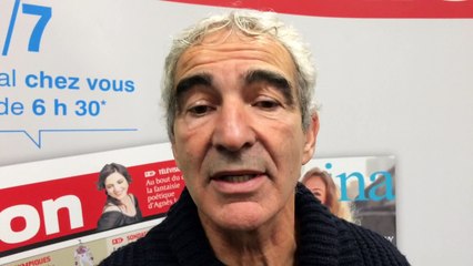 Raymond Domenech apprécie de rencontrer des amateurs de foot