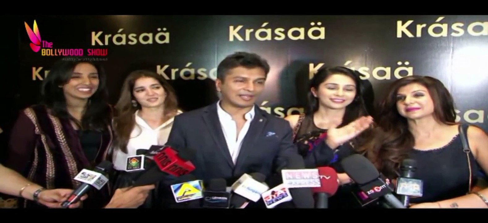 Fashion Designer Vikram Phadnis Comment On Hot Beauties