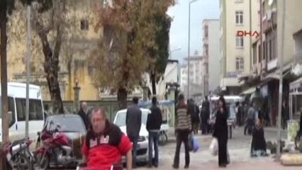 İslahiye Engelliden Tek Kişilik 'Evlenmek İstiyorum' Eylemi