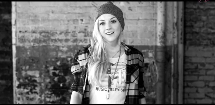 Emily Kinney - Rockstar - le clip de Beth de The Walking Dead