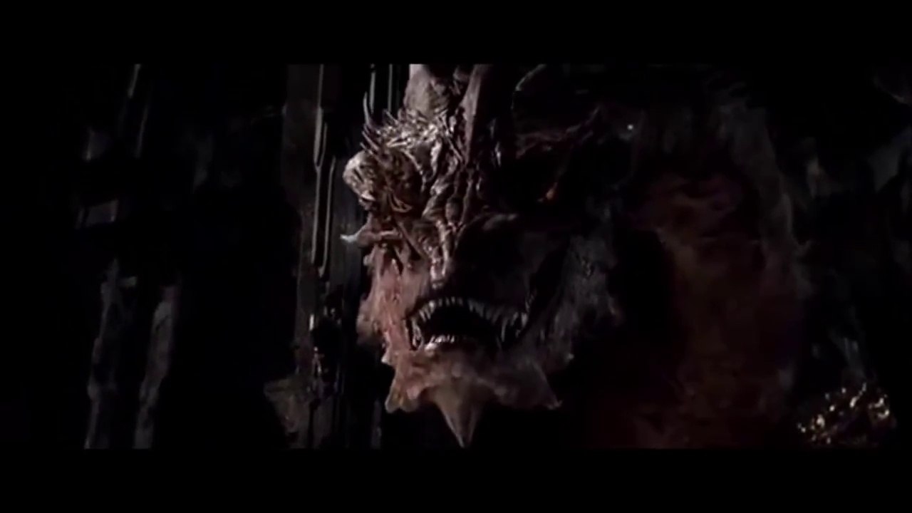 La Désolation de Smaug - Extrait "Bilbo rencontre Smaug" - VO