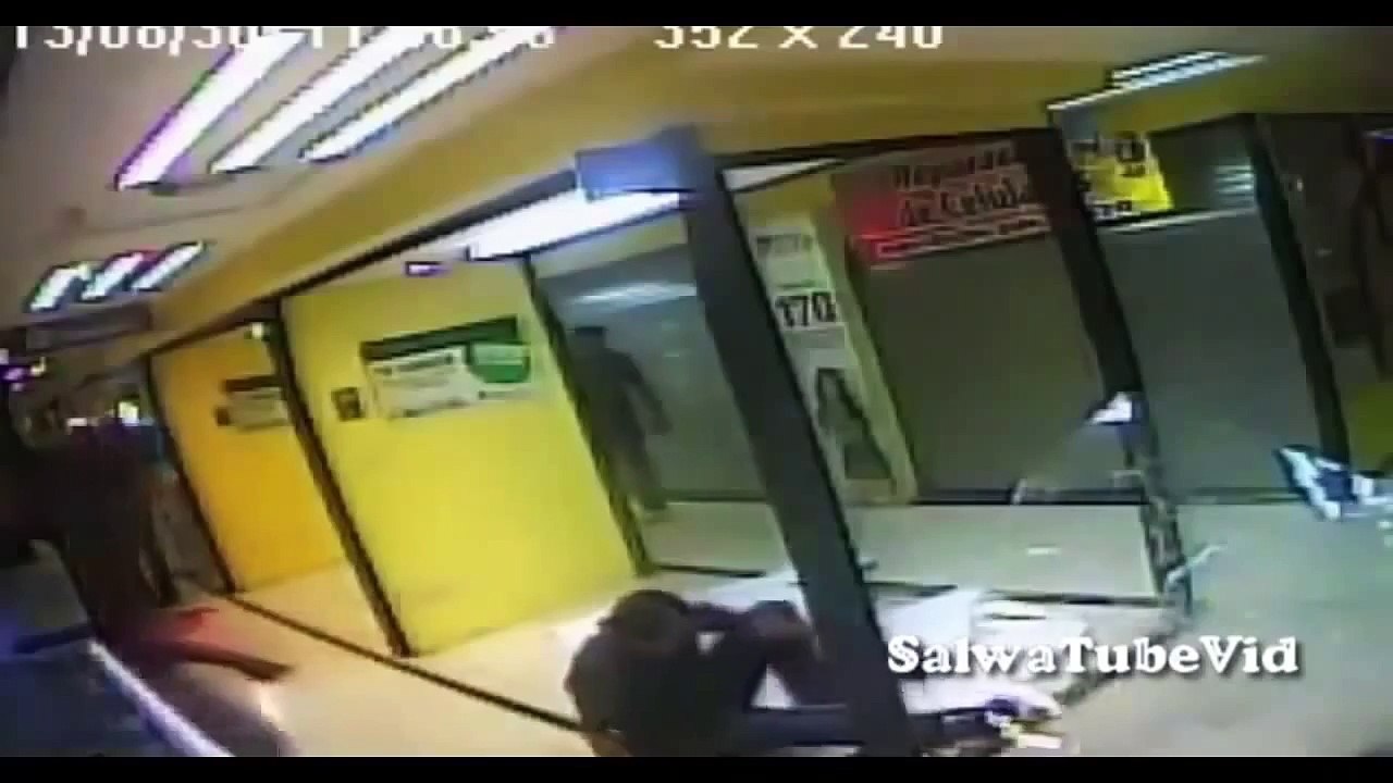 مواقف مضحكة 2014   مواقف مضحكة جدا جدا جدا 2014 iT0C9MofKto