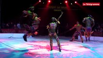 Quimper. Cirque de Noël : les acrobates, rois de la piste