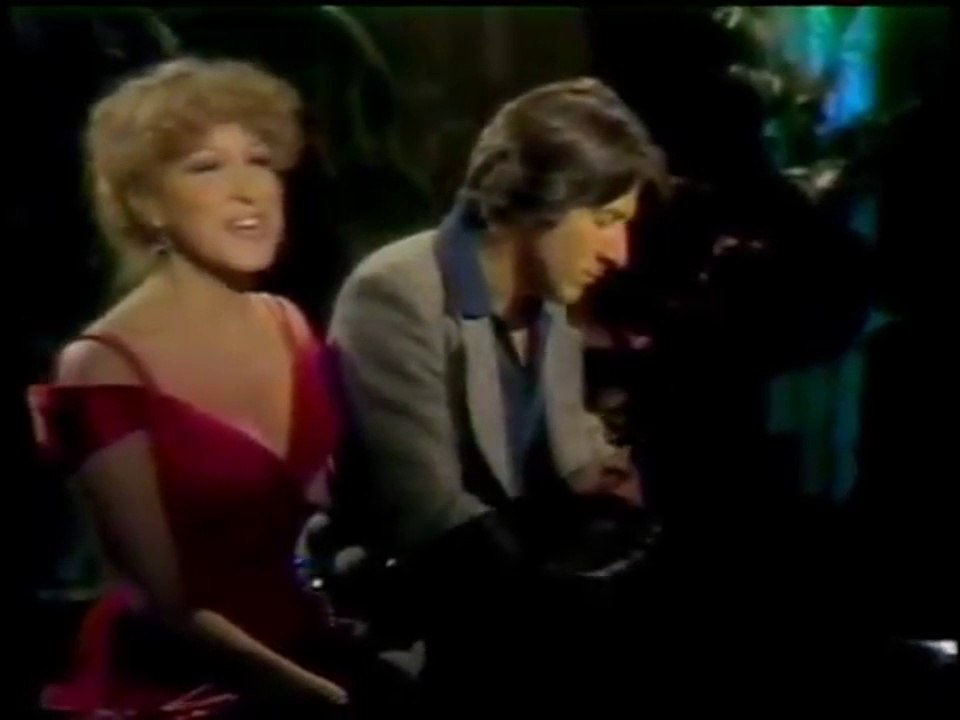 Bette Midler, „La vien en rose“, Dustin Hoffman and Sergei Rachmaninow. (HD)