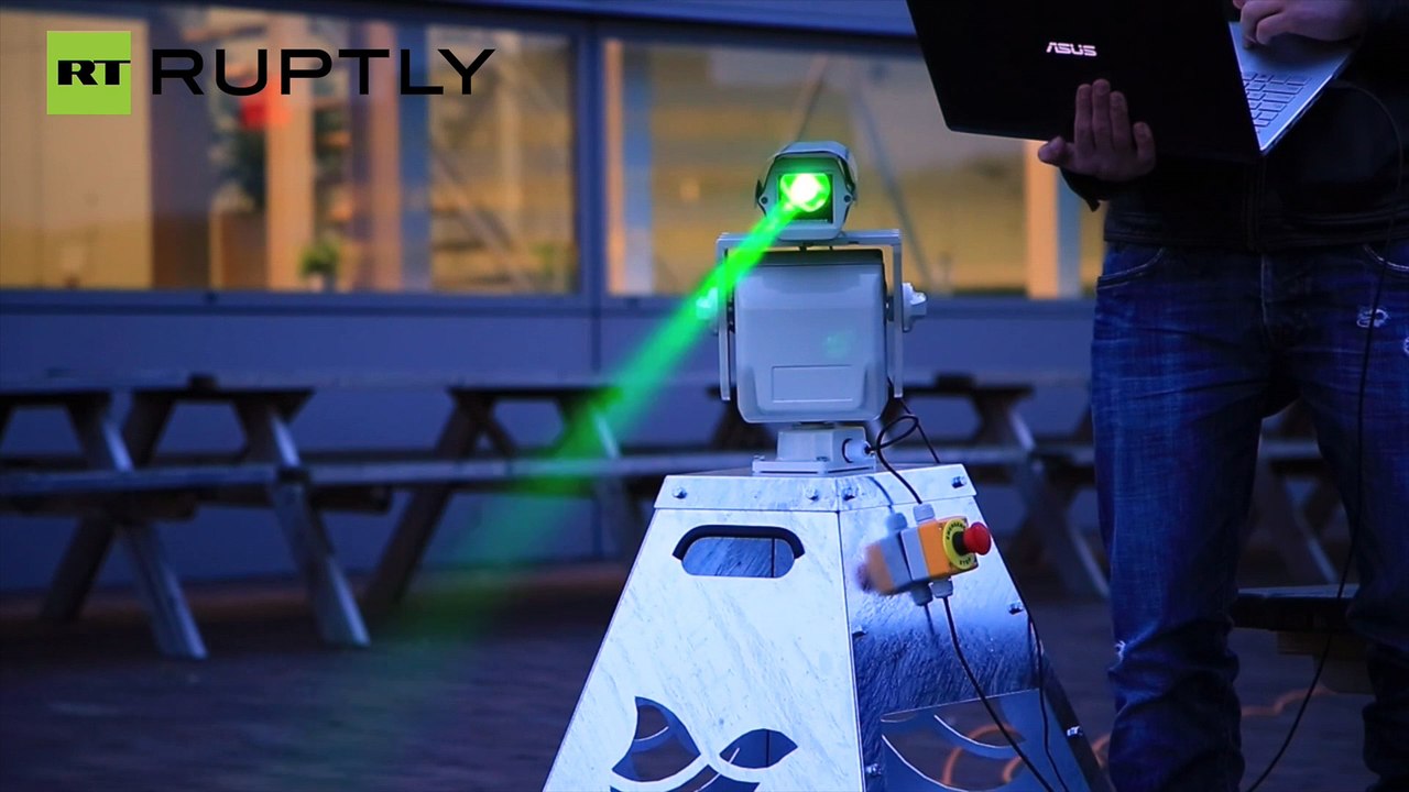 Niederlande: Laser-Roboter ist die Vogelscheuche der Zukunft