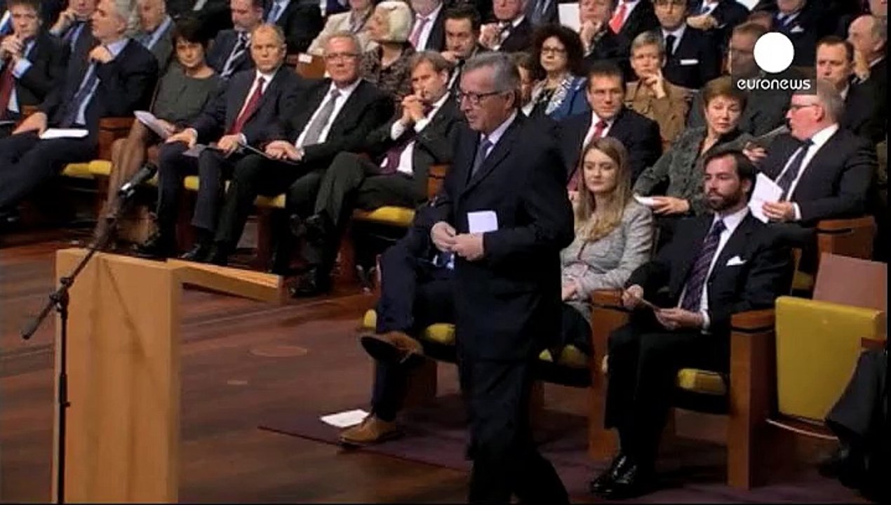 کمیسیون جدید اتحادیه اروپا سوگند بیطرفی یاد می کند.