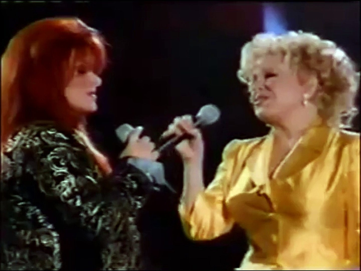 BETTE MIDLER with WYNONNA JUDD – The Rose / In This Life (1997, HD) - video  Dailymotion