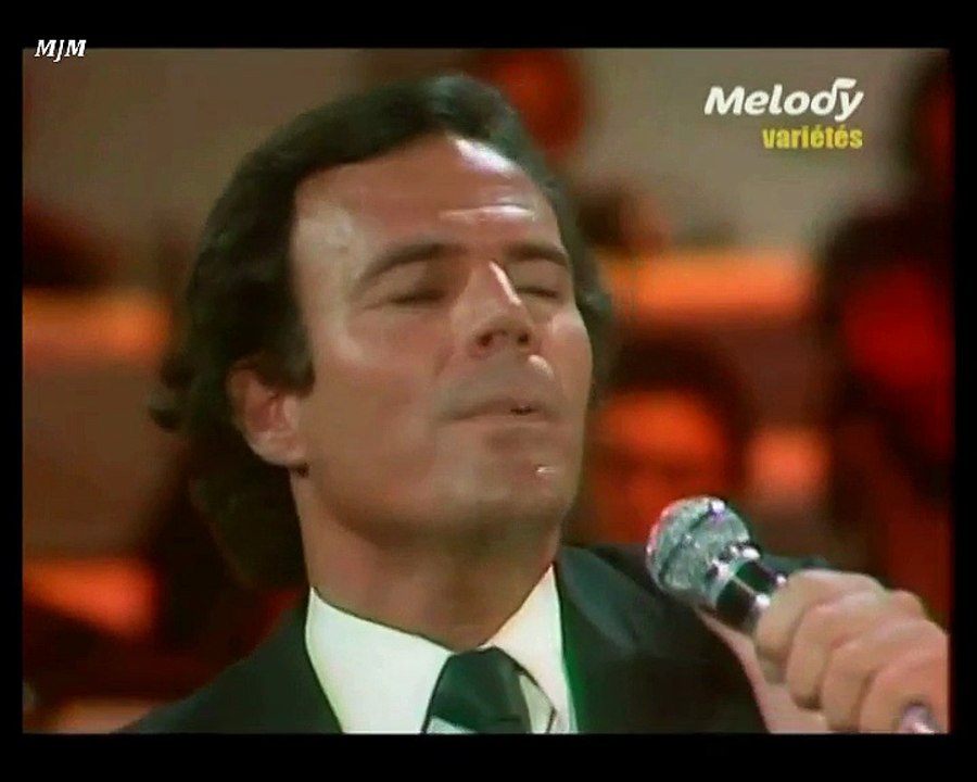 Le Monde est fou, le monde est beau --- Julio Iglésias