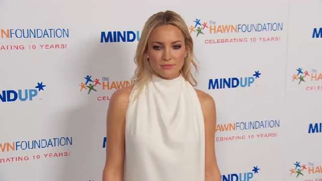 Hudson Caught Kissing Hough Before Split