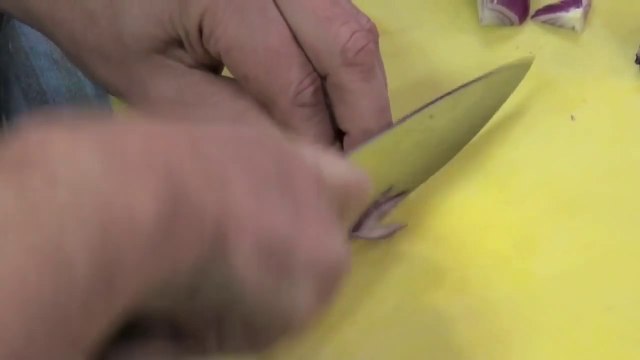 Comment couper des oignons le plus finement possible!