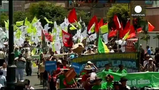 A klímaváltozás ellen tüntettek Limában