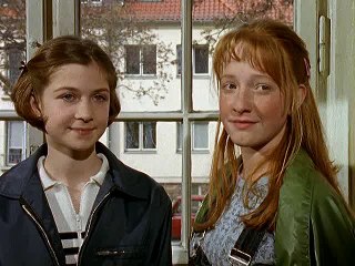 Unser.Charly.S05E01 - Új barátok