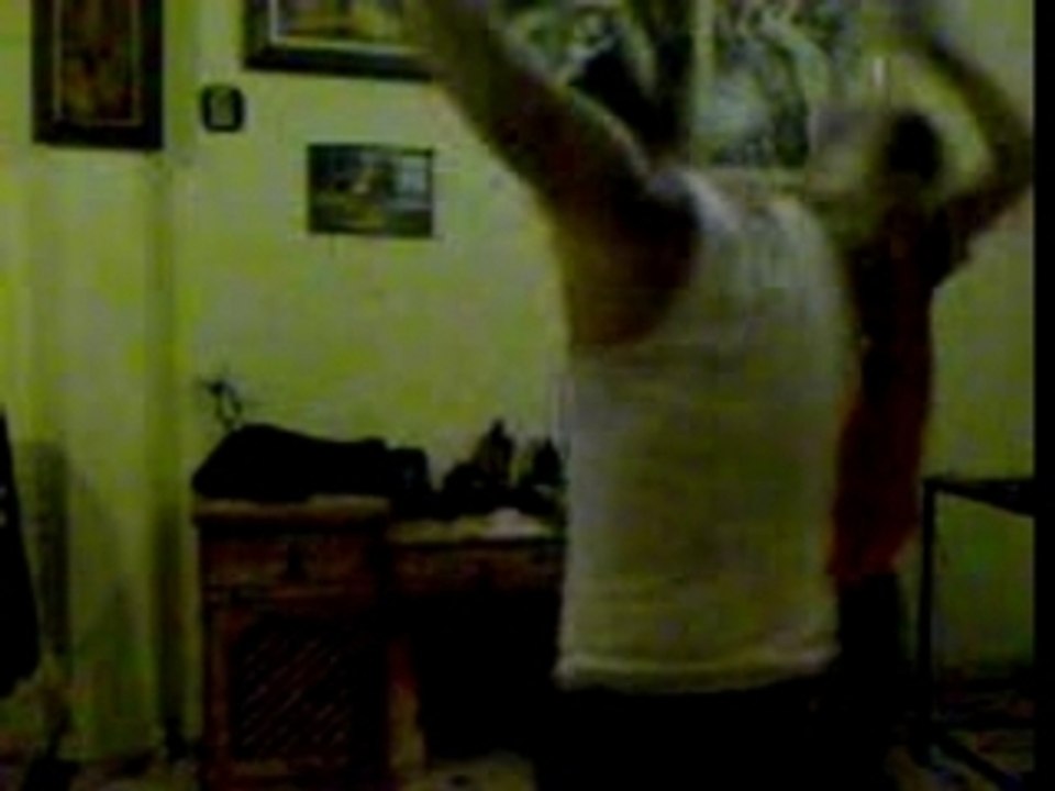 bailando merengue