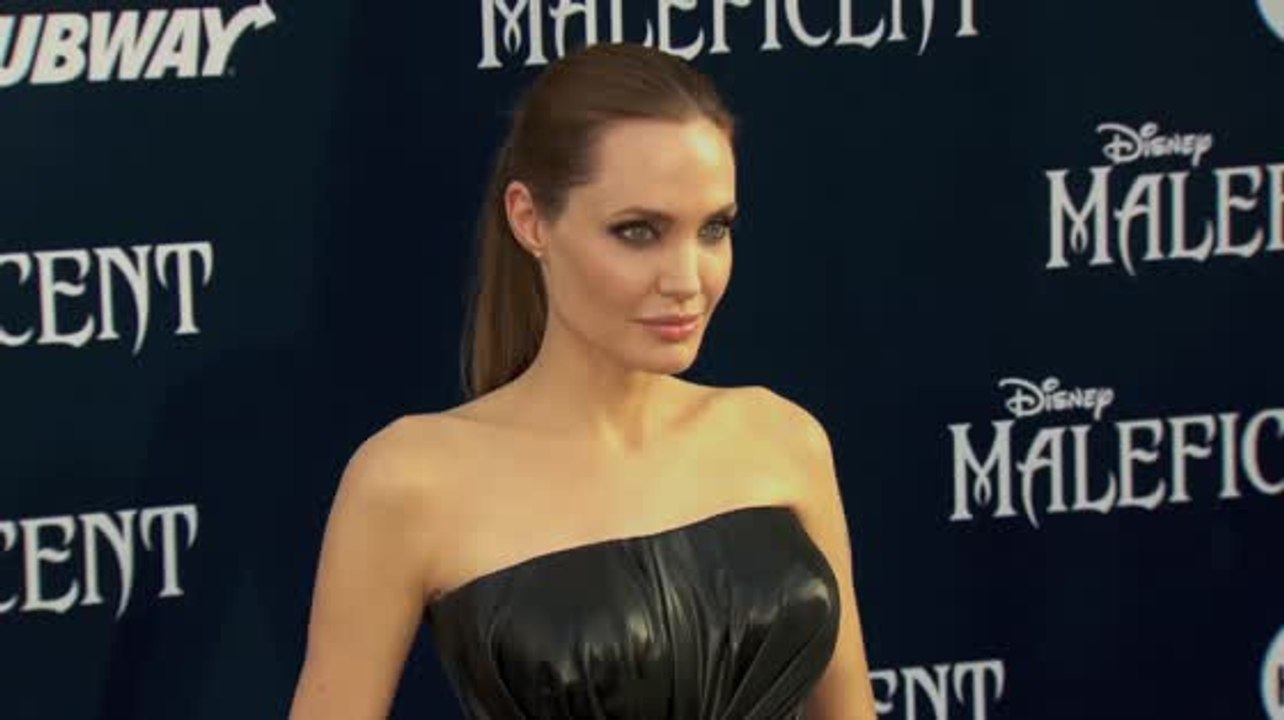 Hollywood bosse schreiben in ihren emails gemeine dinge über angelina jolie