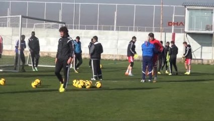 Sivasspor Teknik Direktörü Carlos Fenerbahçe Maçı Benim İçin Özel Bir Gün Olacak