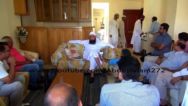 Molana Tariq Jameel Sahb Ki Sahafion ko khubsorat naseehat r Ehm Muasharti Masail Pe Bayan [Must Listen]