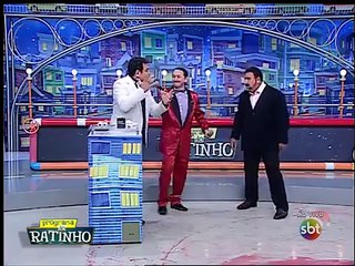 Cracheur de feu Fail pendant une émission de télé