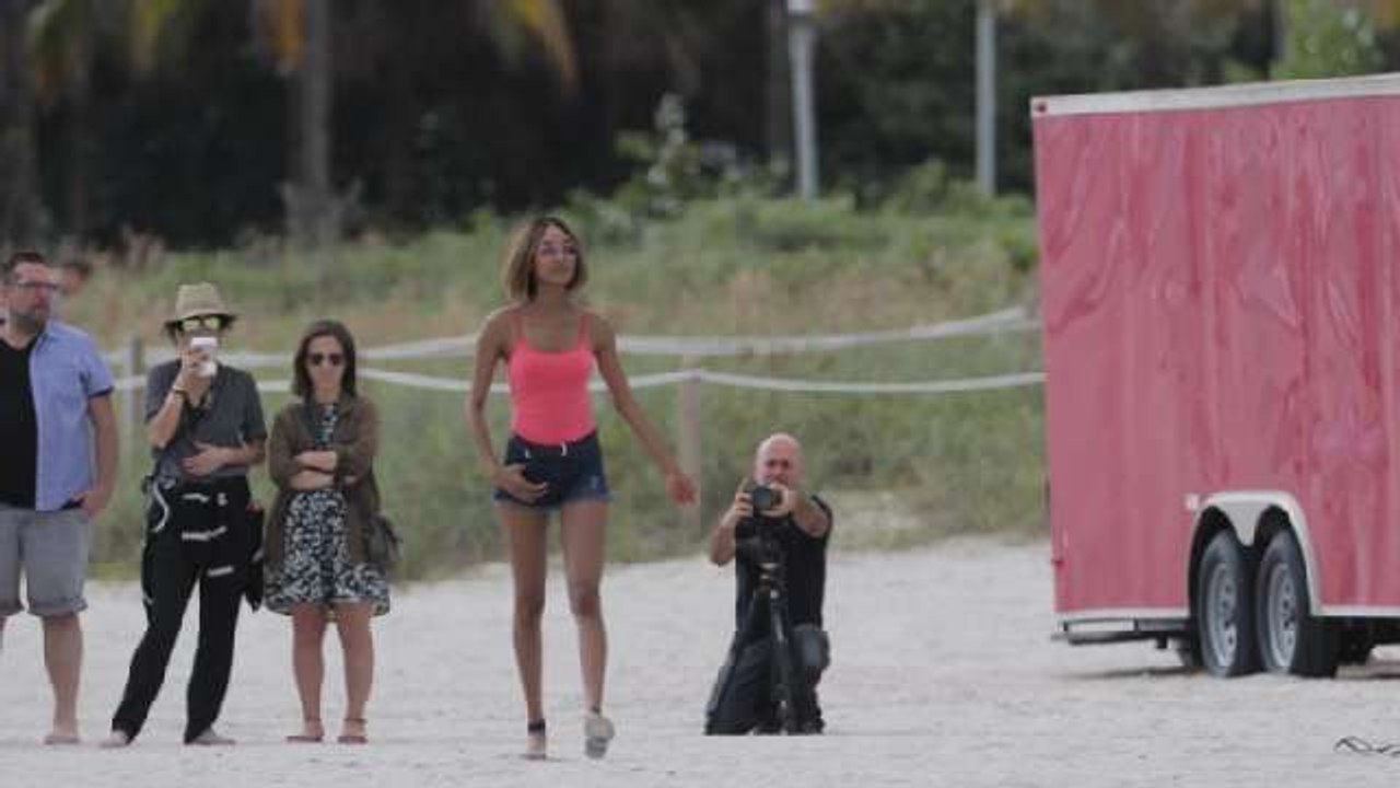 Victoria's Secret Angels Go Back To Work