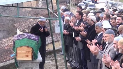 Kamyonun Çarptığı Temizlik İşçisi Kadın Toprağa Verildi