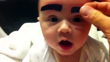 Dad puts fake hair on her baby - Comedy & Entertainment