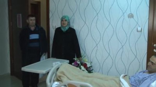 Ecrin'in Ailesinden Kahraman Temizlik İşçisine Ziyaret