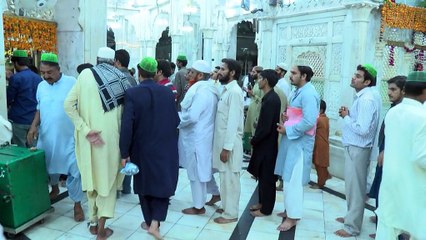 تعارف حضرت داتا علی ہجویری