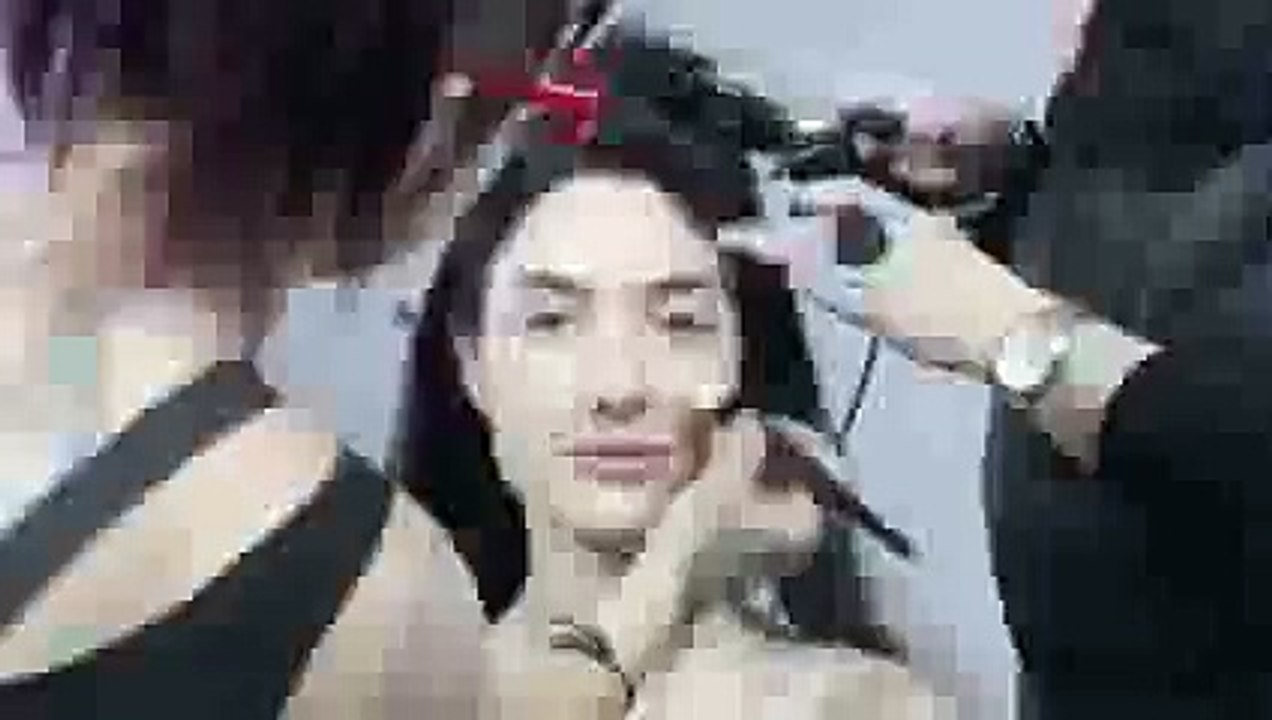 100 Years of Beauty in 1 Minute