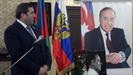 Azerbaycan Ulusal Lideri Haydar Aliyev Moskova'da anıldı