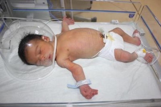 2 Günlük Bebek Donmak Üzereyken Bulundu